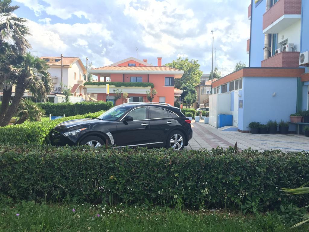 Hotel Marina Fano Exterior photo